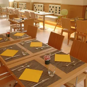 Otel Western Globus