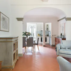 Apartment Borgodegreci