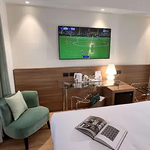 Western 4* Milano