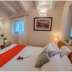 Appartement Aquarius - Larihome A08 Vercana