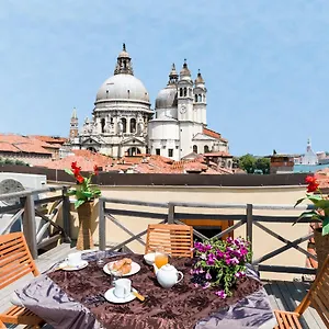 Dorsoduro Charme By Wonderful Italy Апартаменты Венеция