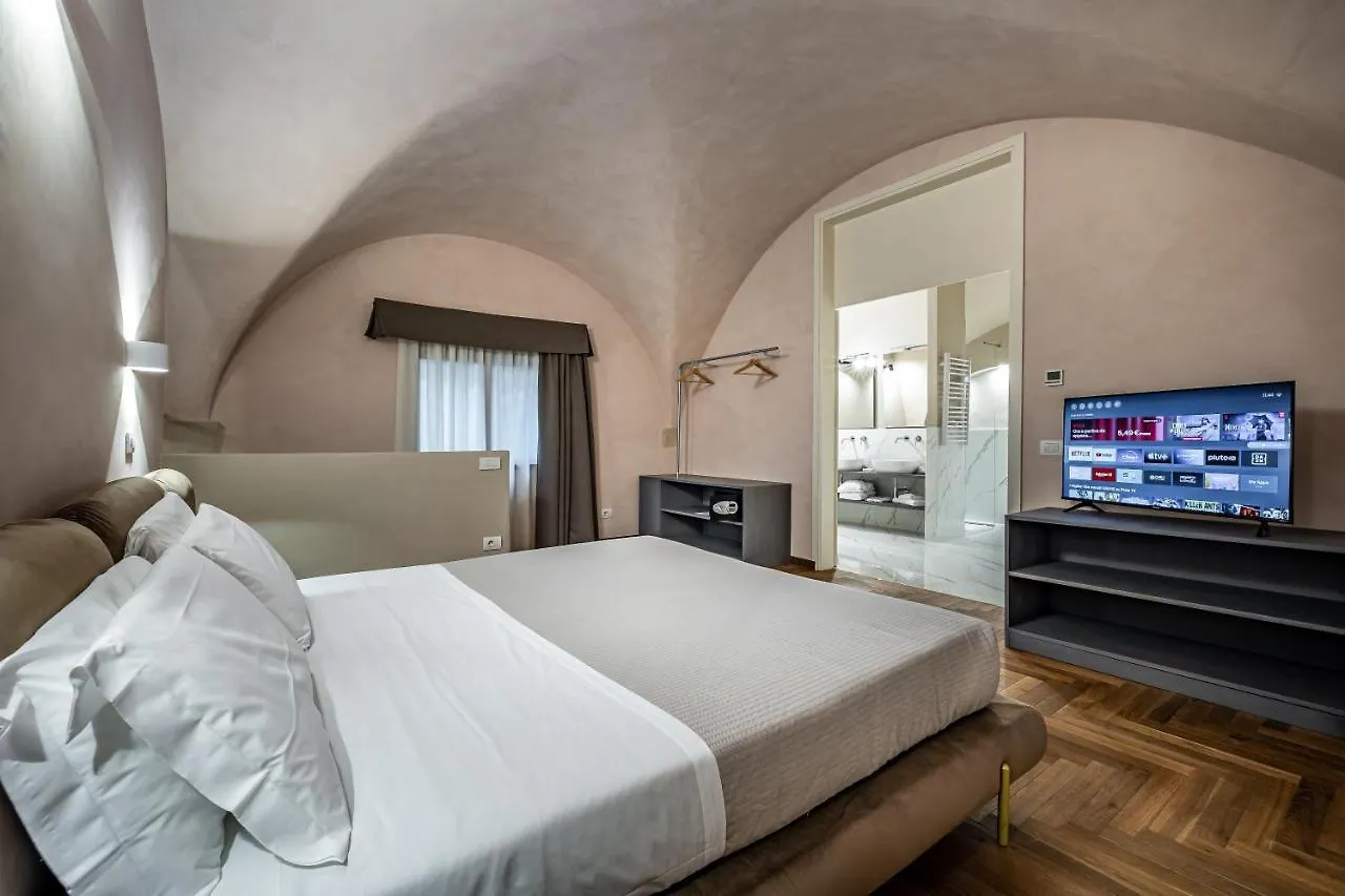Hotel La Scaletta Al Ponte Vecchio Florence