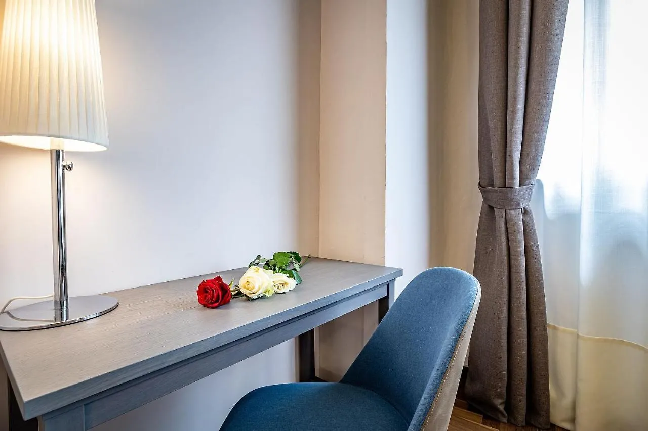 Hotel La Scaletta Al Ponte Vecchio Φλωρεντία